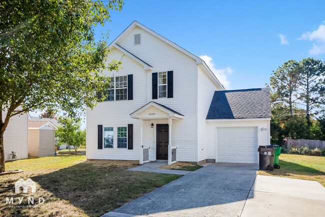 10325 Cannarti Dr in Charlotte, NC - Foto de edificio - Building Photo