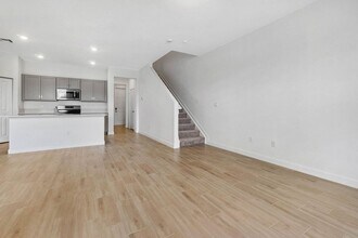 4159 Lagoon Shore Dr in Lake Worth, FL - Building Photo - Building Photo