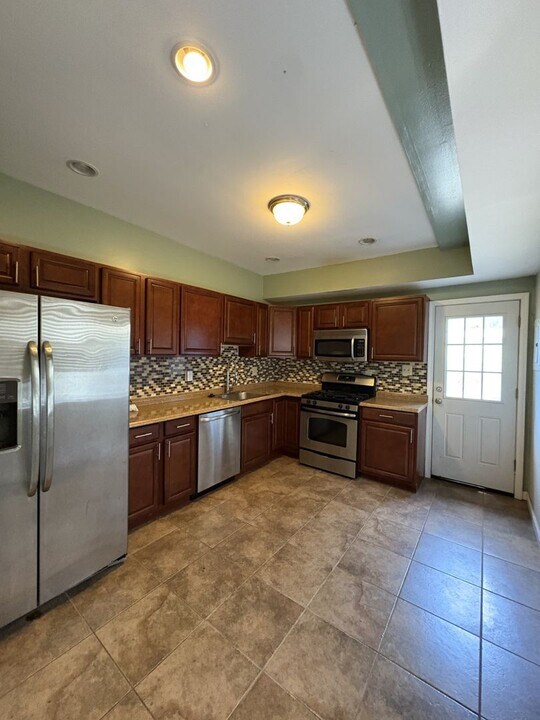 2030 E Baltimore St in Baltimore, MD - Building Photo