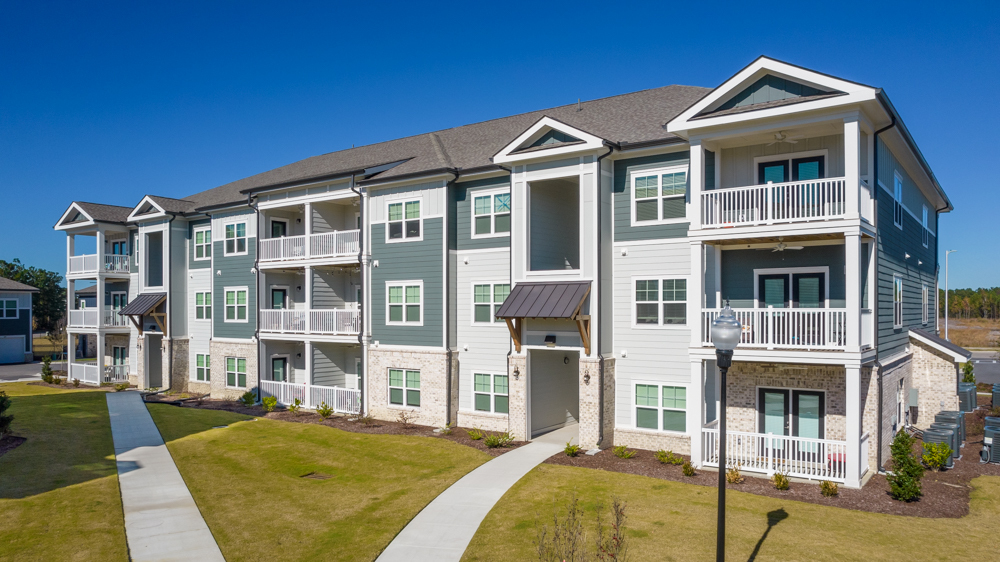 Waterleigh at Leland Apartments in Leland, NC | ApartmentHomeLiving.com