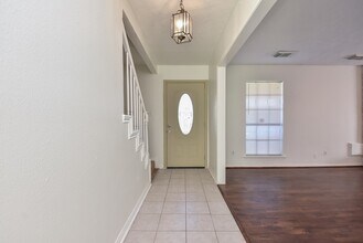 2514 Lance Ln in Stafford, TX - Building Photo - Building Photo