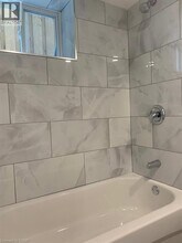 17 Mayflower Ave in Hamilton, ON - Building Photo - Building Photo