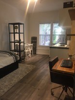 Pet Friendly Pico Union Apartments For Rent With Laundry Facility William Penn Apartment Homes