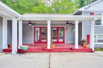 2067 Brockett Rd in Tucker, GA - Building Photo - Building Photo