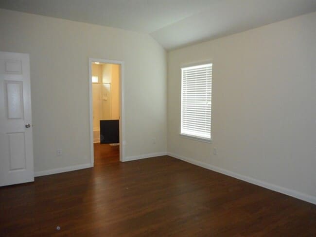 22334 Queenbury Hills Dr