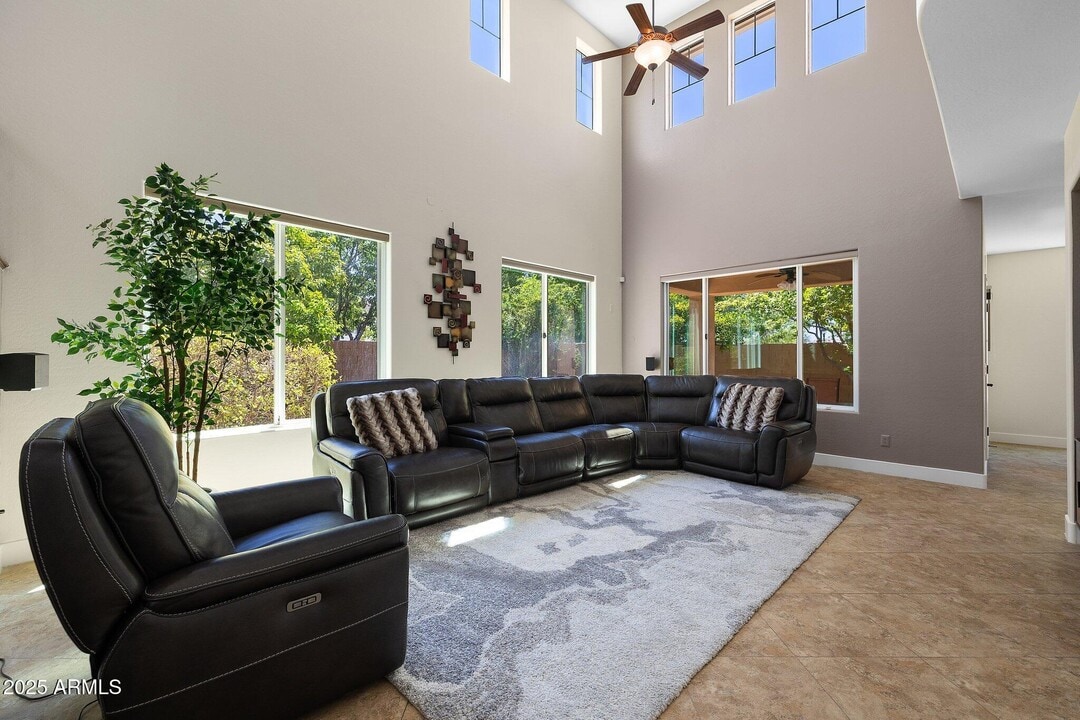 3437 E Mesquite St in Gilbert, AZ - Building Photo