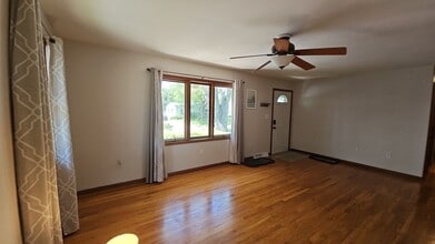 707-713 13th Ave in Coralville, IA - Building Photo - Building Photo