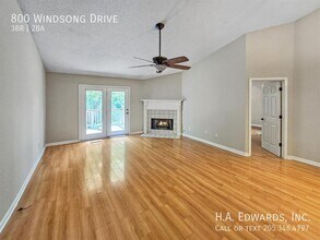 800 Windsong Dr in Northport, AL - Building Photo - Building Photo