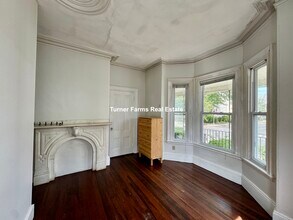 76 Curtis St, Unit 1 in Somerville, MA - Building Photo - Building Photo