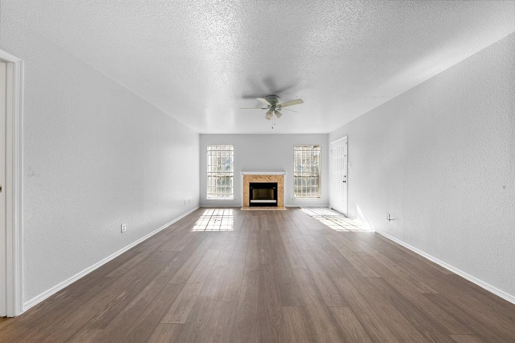 6500 Sands Point Dr in Houston, TX - Building Photo