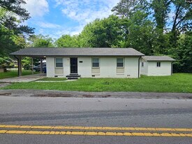 3801 Water St in Columbia, SC - Building Photo