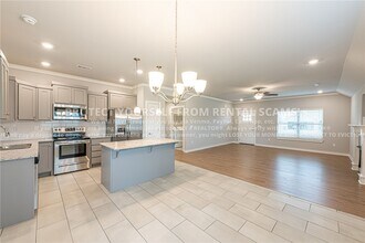 4373 W Newton Ave in Fayetteville, AR - Building Photo - Building Photo