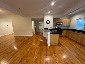 23 Beech St in Framingham, MA - Foto de edificio - Building Photo