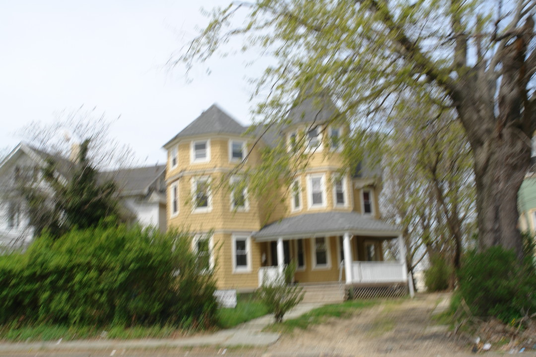 159 Chelsea Ave in Long Branch, NJ - Building Photo