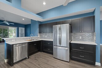 582 Montevina Dr in Port St. Lucie, FL - Building Photo - Building Photo