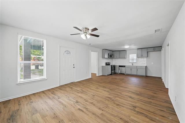 210 N 5th Ave in Denison, TX - Building Photo - Building Photo