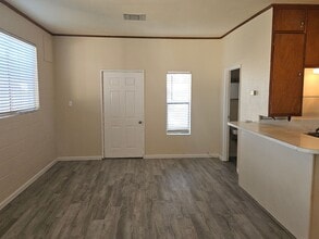 211 Palm Ave in Bullhead City, AZ - Building Photo - Building Photo