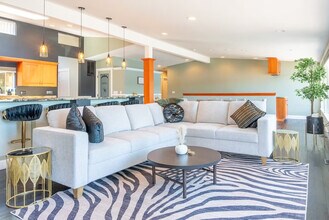 5627 Illahee Road NE in Bremerton, WA - Building Photo - Building Photo