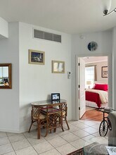 10102 L Pavia Blvd in Venice, FL - Building Photo - Building Photo