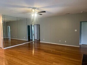 814 Elbe Dr in Arlington, TX - Building Photo - Building Photo