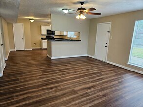 3828 Pecan Cir in La Porte, TX - Building Photo - Building Photo