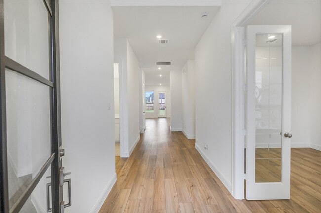 property at 4639 Sleepy Retreat Trl