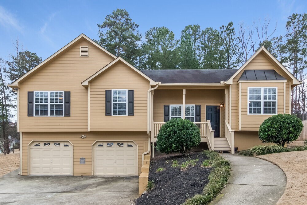 234 Oak Glen Dr in Dallas, GA - Building Photo