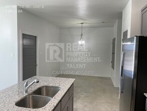 207 Riptide Rd in Temple, TX - Building Photo - Building Photo