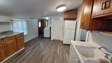 505 E 3rd St in Neligh, NE - Building Photo - Building Photo