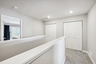 5054 Stable View Dr in Woodbury, MN - Building Photo - Building Photo