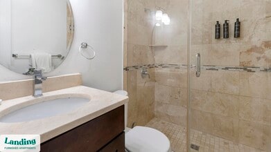 617 W Lexington St, Unit C5 in Baltimore, MD - Building Photo - Building Photo