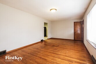 1317 Hathaway Dr in Indianapolis, IN - Building Photo - Building Photo