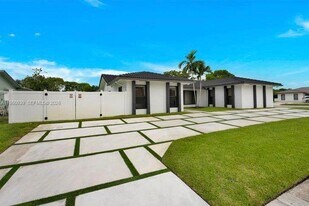 5140 N 37th St in Hollywood, FL - Building Photo