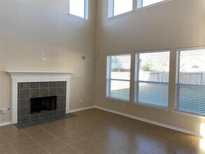 10930 Reston Point Dr in Richmond, TX - Foto de edificio - Building Photo