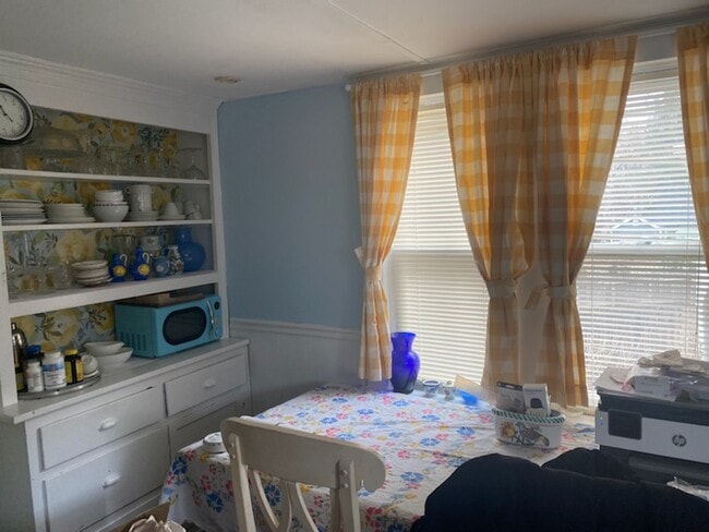 355 William St in Somerville, NJ - Building Photo - Building Photo
