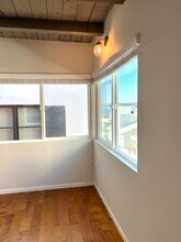 213 16th Pl in Manhattan Beach, CA - Foto de edificio - Building Photo