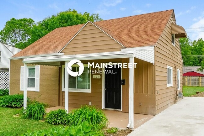 property at 821 Exeter Rd