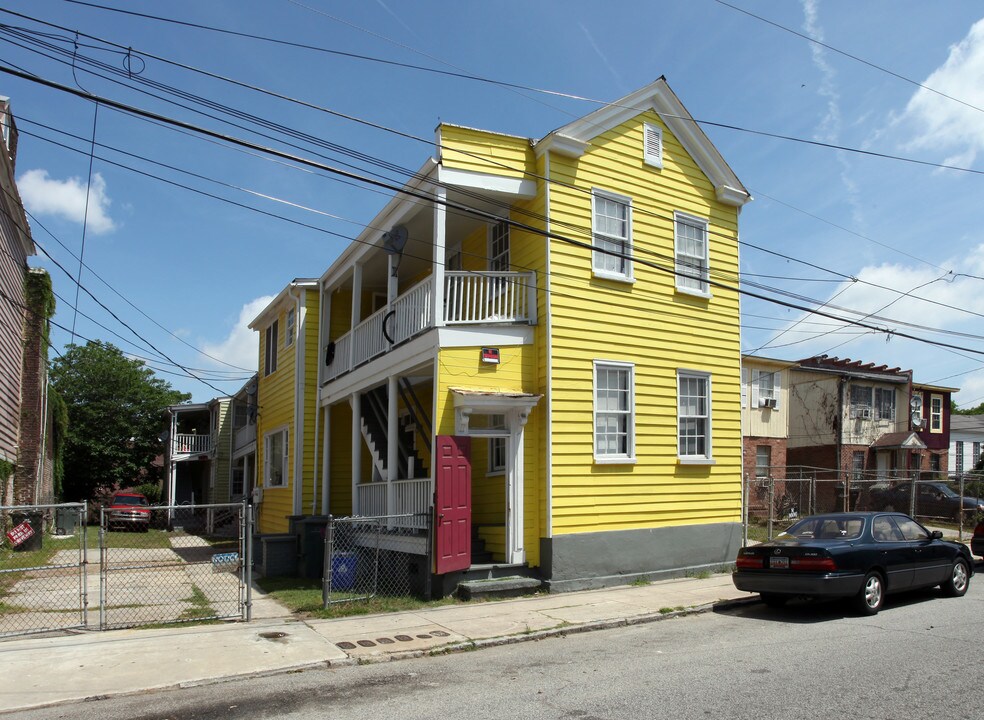 66 Amherst St in Charleston, SC - Building Photo