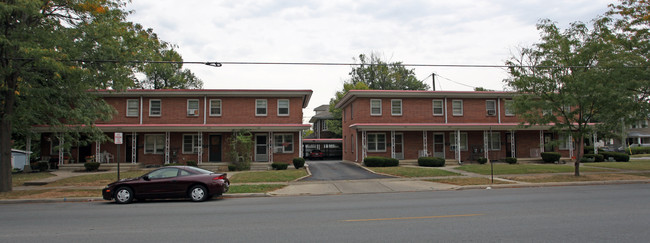 1100 W Elm St in Lima, OH - Building Photo - Building Photo