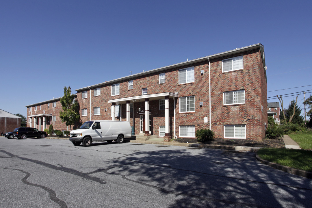 Chestnut Heights Apartments in Harrisburg, PA - Building Photo