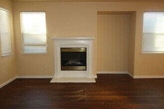 2514 Edgewater Dr in Santa Rosa, CA - Building Photo - Building Photo