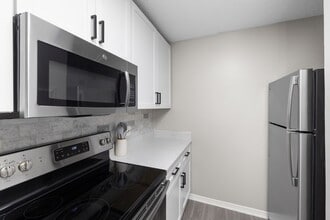 Hamilton Ridge in Raleigh, NC - Building Photo - Building Photo