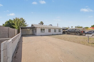 2534 N 28th St in Phoenix, AZ - Building Photo - Building Photo