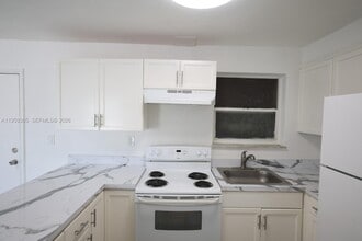 3501 W 11th Ave in Hialeah, FL - Building Photo - Building Photo