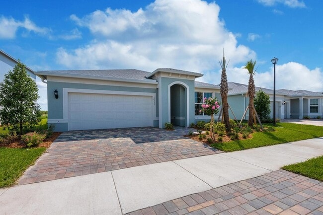 12327 SW Sand Dollar Wy in Port St. Lucie, FL - Building Photo - Building Photo