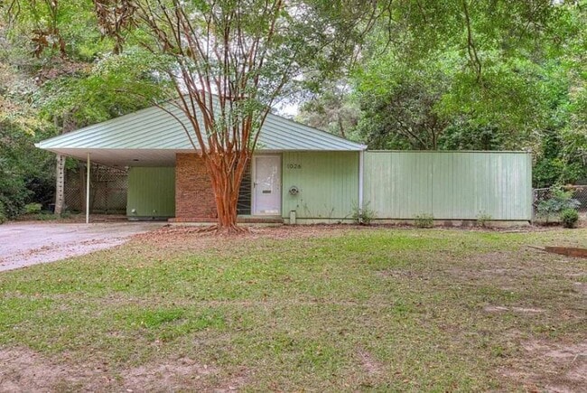 property at 1026 Clark Rd SW