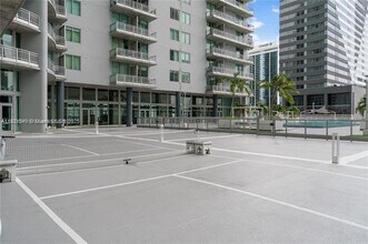 690 SW 1st Ct, Unit 2312 in Miami, FL - Building Photo - Building Photo