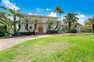 13035 Nevada St in Coral Gables, FL - Building Photo