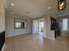 3535 Caminito El Rincon in San Diego, CA - Building Photo - Building Photo