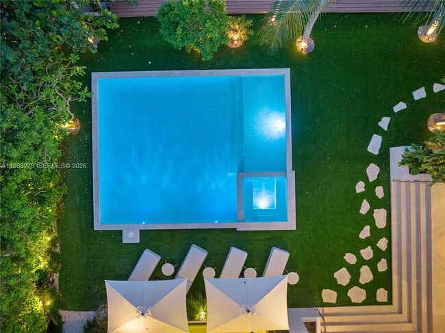 1200 NE 87th St in Miami, FL - Building Photo - Building Photo